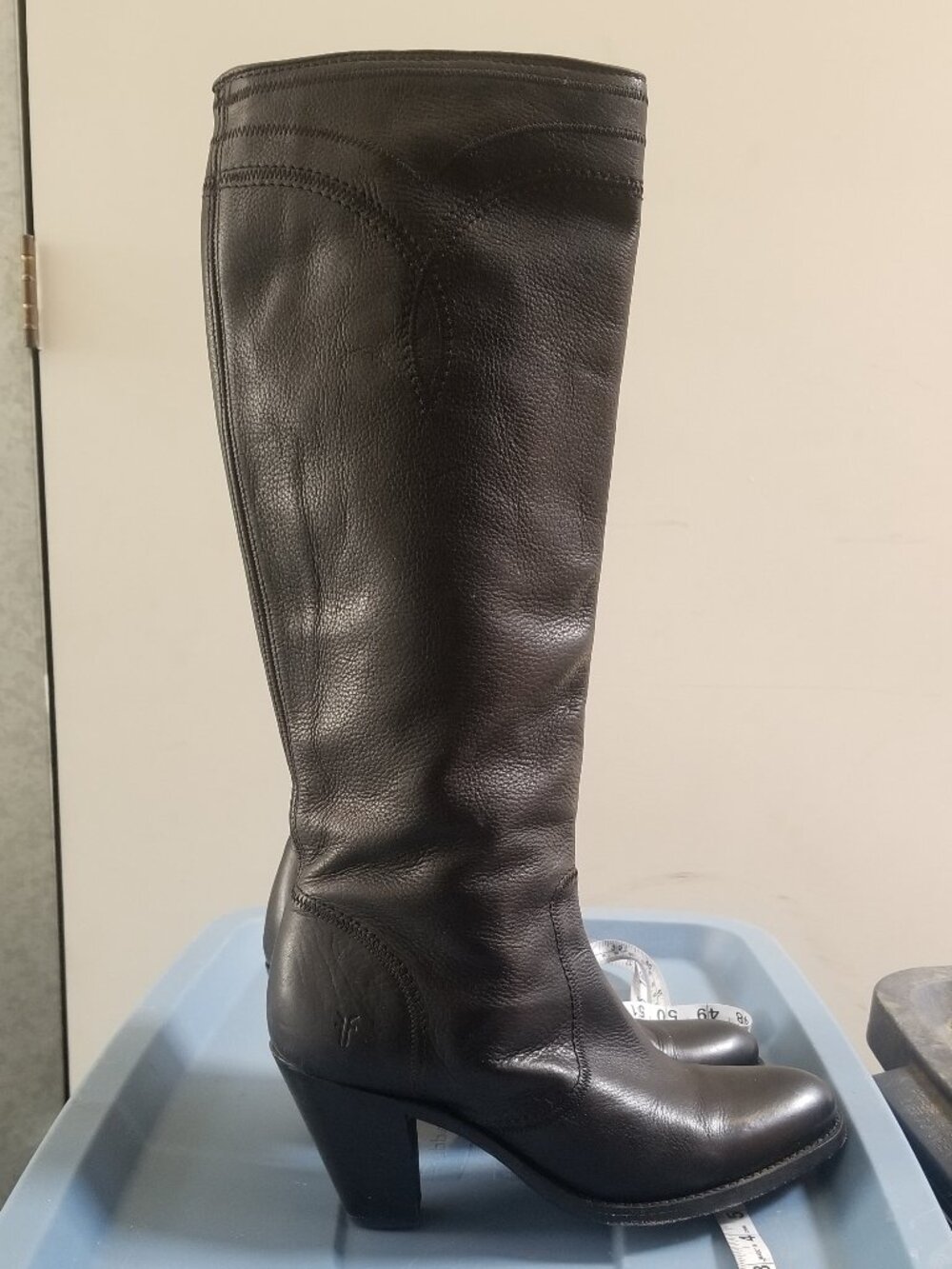 Black leather Frye Mustang Stitch boots, sz 10m